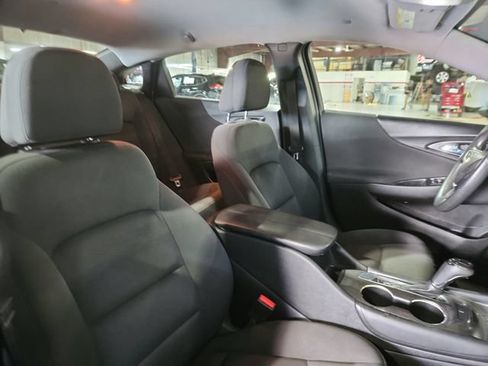 Used 2018 Chevrolet Malibu LT FWD image 22