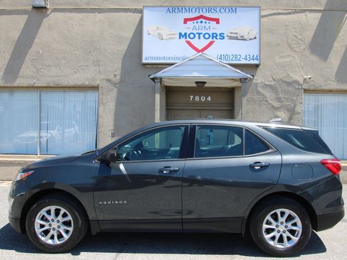 Used 2018 Chevrolet Equinox LS AWD/4WD image 5