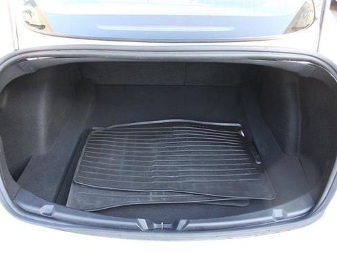 Used 2018 Tesla Model 3 Long Range AWD/4WD image 17