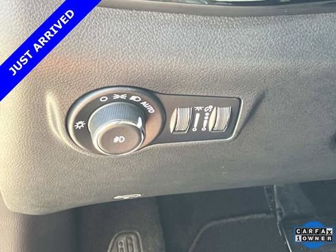 Used 2026 Jeep Compass Latitude AWD/4WD image 26