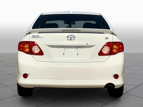 Used 2010 Toyota Corolla S FWD image 4
