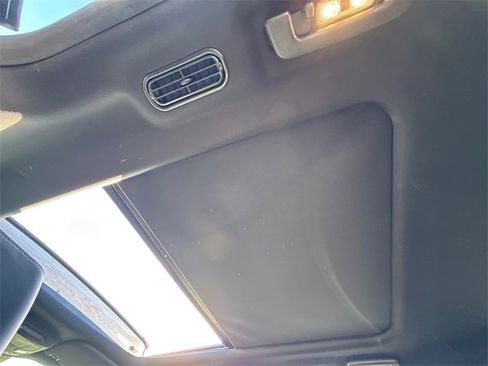 Used 2021 Ford Expedition Max XLT image 14