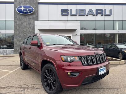 Used 2020 Jeep Grand Cherokee Altitude