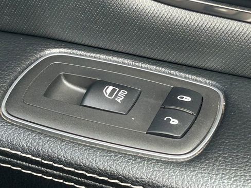 Used 2019 RAM 1500 Sport w/ Level 2 Equipment Group AWD/4WD image 38