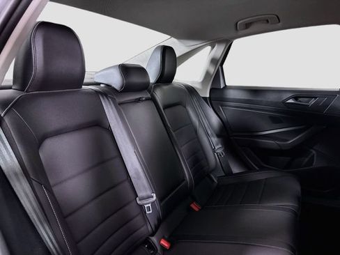 Certified 2024 Volkswagen Jetta SE FWD image 29