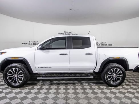 Used 2026 GMC Canyon Denali AWD/4WD image 9