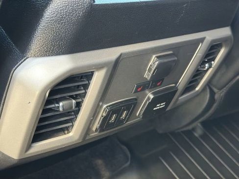 Used 2019 Ford F250 Lariat w/ Lariat Ultimate Package image 26