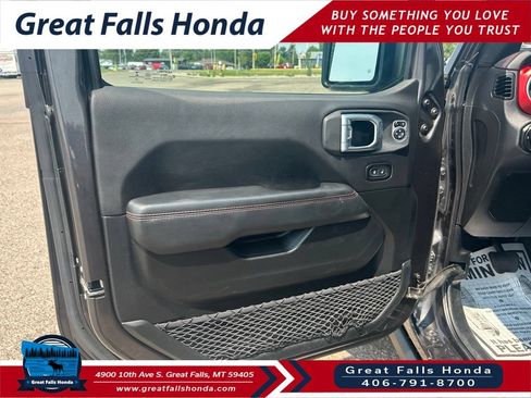 Used 2020 Jeep Gladiator Rubicon w/ Advanced Safety Group AWD/4WD image 10