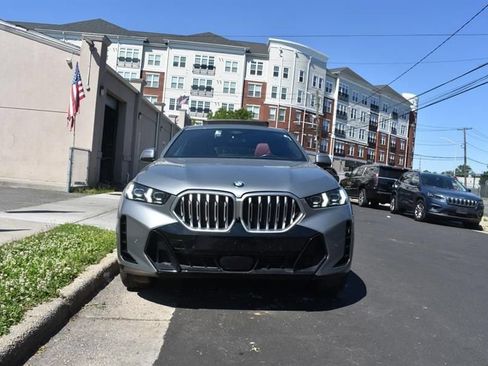 Used 2026 BMW X6 xDrive40i AWD/4WD image 3