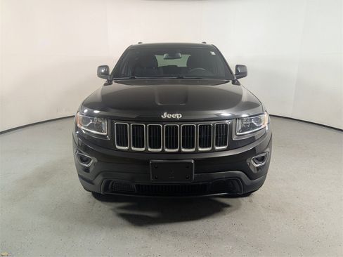 Used 2015 Jeep Grand Cherokee Laredo image 2