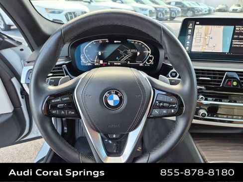 Used 2021 BMW 530e w/ Premium Package image 20