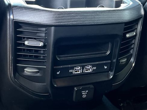 Used 2024 RAM 2500 Limited AWD/4WD image 15
