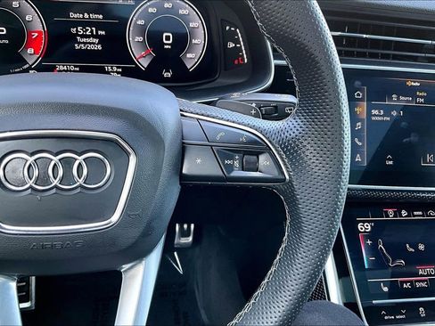 Used 2023 Audi SQ7 Premium Plus AWD/4WD image 12