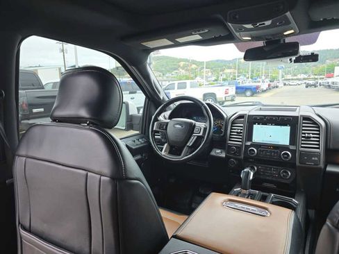 Used 2017 Ford F150 Limited AWD/4WD image 10