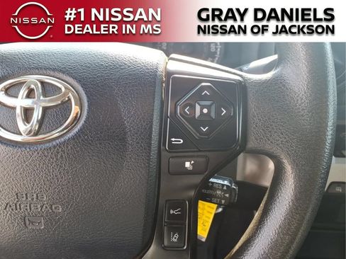 Used 2018 Toyota Tacoma SR RWD image 15