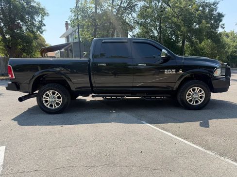 Used 2018 RAM 2500 Laramie AWD/4WD image 4