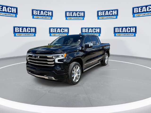 Used 2022 Chevrolet Silverado 1500 High Country w/ High Country Premium Package AWD/4WD image 4