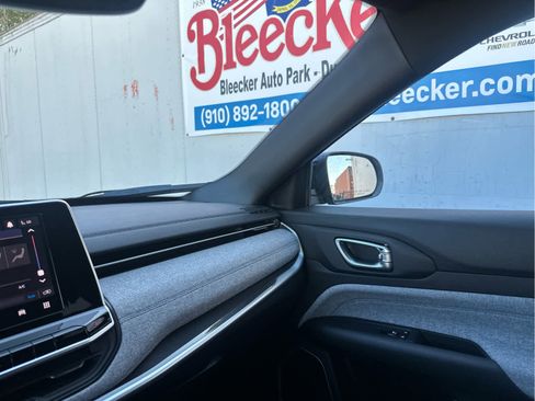 New 2025 Jeep Compass Latitude w/ Convenience Group image 47