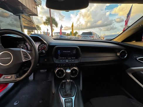 Used 2019 Chevrolet Camaro SS image 18