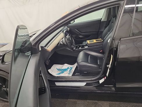 Used 2018 Tesla Model 3 Long Range AWD/4WD image 5