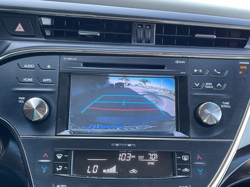 Used 2016 Toyota Avalon XLE FWD image 10