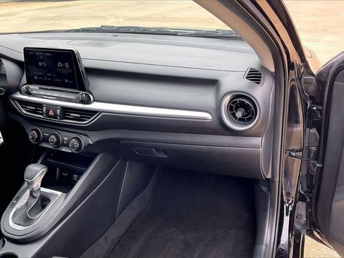 Certified 2024 Kia Forte LXS image 15