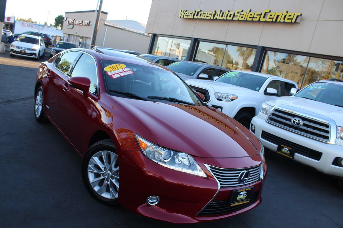 Used 2015 Lexus ES 300h w/ Navigation System Package FWD image 37