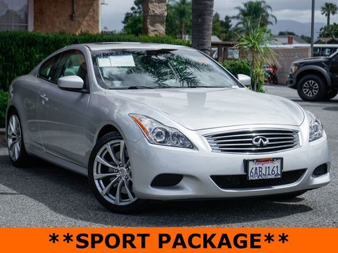 Used 2008 INFINITI G37 Journey w/ Premium Pkg RWD image 2
