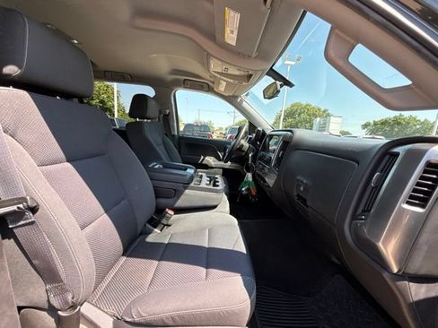Used 2017 Chevrolet Silverado 1500 LT w/ Texas Edition RWD image 11
