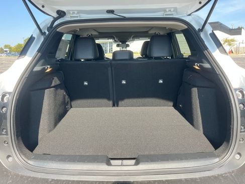 New 2026 Nissan Kicks SR w/ SR Premium Package AWD/4WD image 37