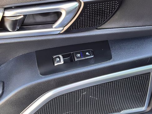 Used 2022 Kia Telluride SX image 30