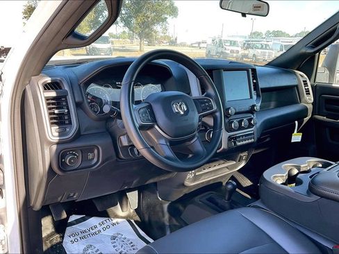 Used 2023 RAM 2500 Tradesman AWD/4WD image 4