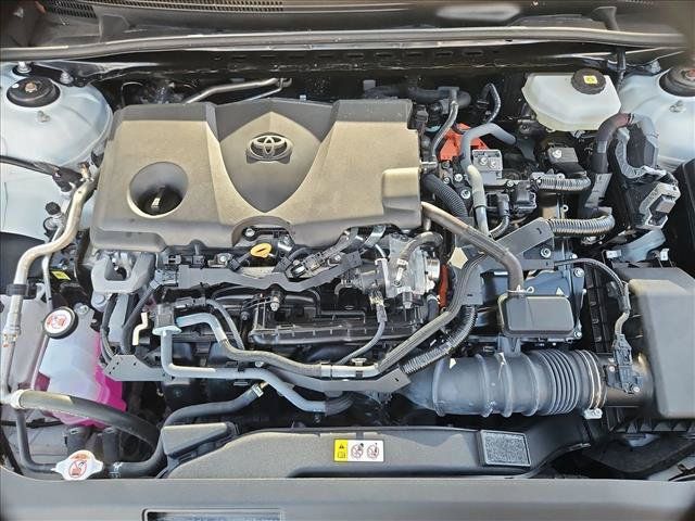 Used 2025 Toyota Camry LE FWD image 28