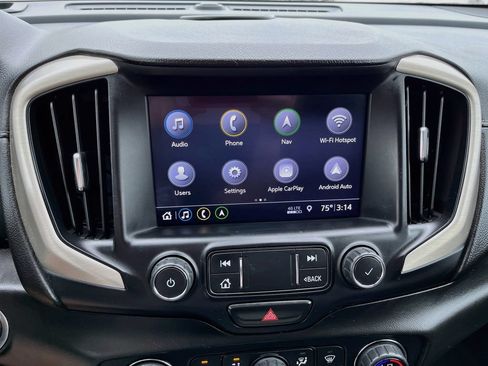 Used 2020 GMC Terrain Denali w/ Denali Premium Package AWD/4WD image 15