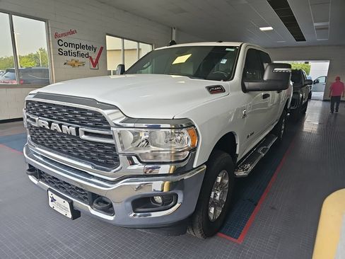 Used 2024 RAM 2500 Big Horn AWD/4WD image 1