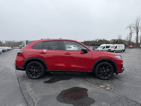 Used 2023 Honda HR-V Sport image 8