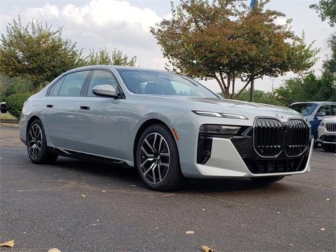 New 2025 BMW 760i xDrive image 7