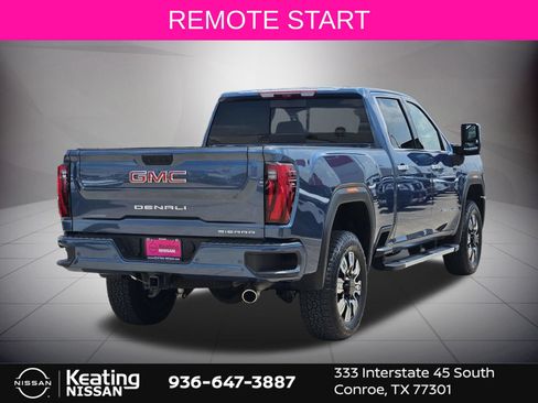 Used 2025 GMC Sierra 3500 Denali w/ Technology Package AWD/4WD image 8