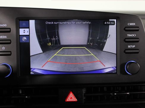 Certified 2025 Hyundai Elantra Sport image 27