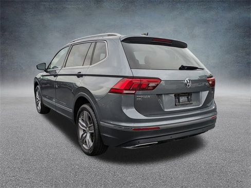 Used 2021 Volkswagen Tiguan SEL image 6