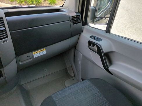 Used 2016 Mercedes-Benz Sprinter 2500 image 16