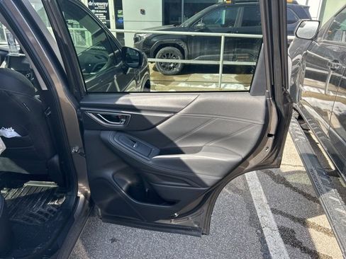 Used 2020 Subaru Forester Limited w/ Popular Package #3 image 18