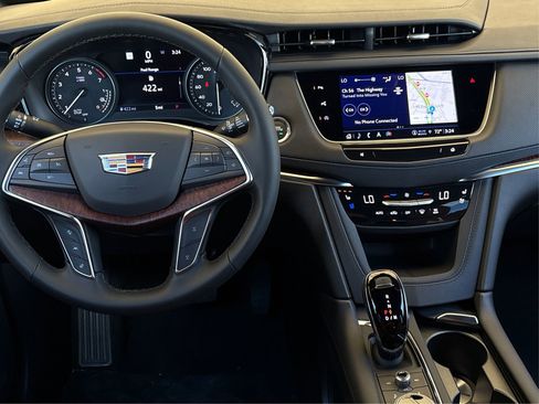 New 2026 Cadillac XT5 Premium Luxury w/ Driver Assist Package FWD image 16