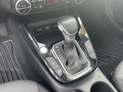 Certified 2021 Kia Soul EX image 18