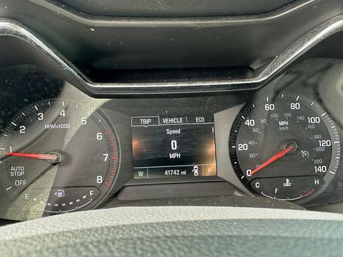 Used 2022 Chevrolet TrailBlazer LT w/ Convenience Package FWD image 27