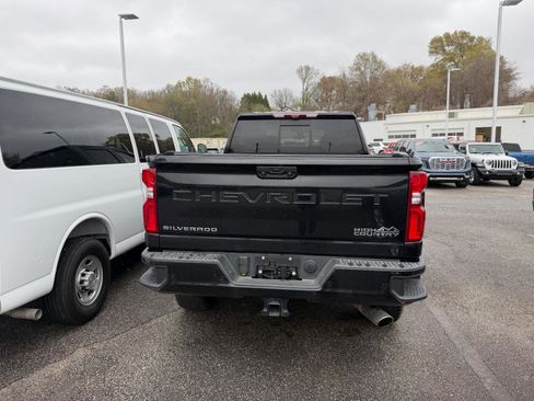 Used 2022 Chevrolet Silverado 2500 High Country w/ LPO, Dark Essentials Package image 3