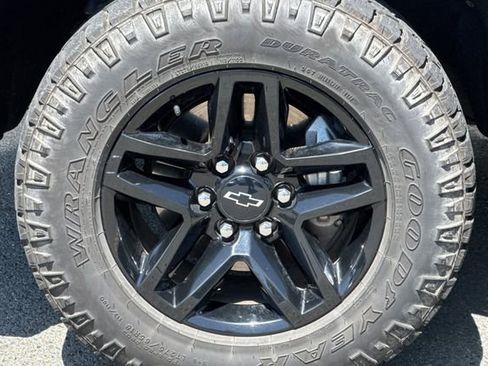 Used 2022 Chevrolet Silverado 1500 LT Trail Boss w/ Convenience Package II AWD/4WD image 24