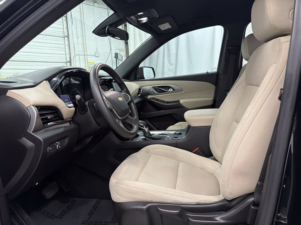 Used 2023 Chevrolet Traverse LS w/ Safety Package FWD image 13
