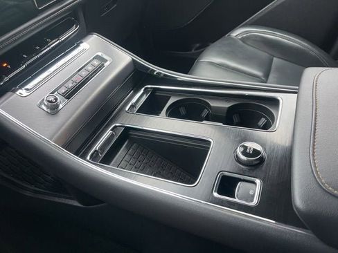 Used 2025 Lincoln Aviator AWD w/ Jet Appearance Package image 37