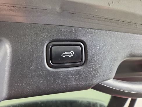 Certified 2024 Kia Niro Wind FWD image 31